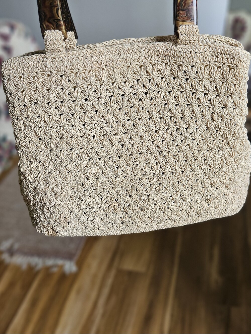Liz Claiborne Woven Tote With Chunky Handle - Picture 3 of 7